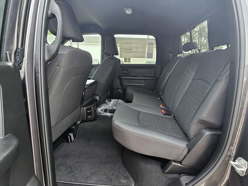 2025 RAM 3500 TradesmanImage 13