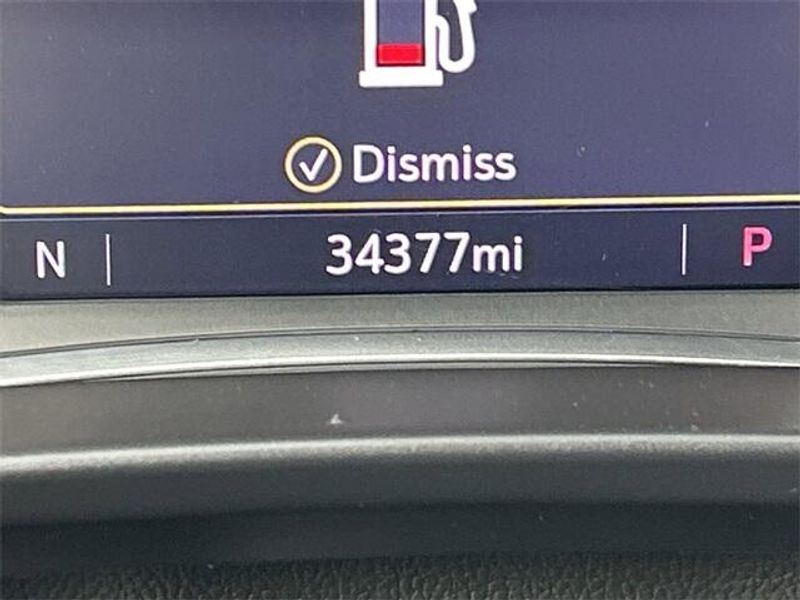 Used 2022 GMC Acadia SLTImage 32