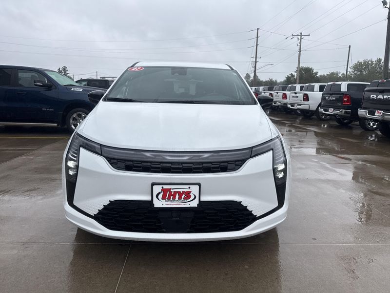 New 2027 Chrysler Pacifica SelectImage 33