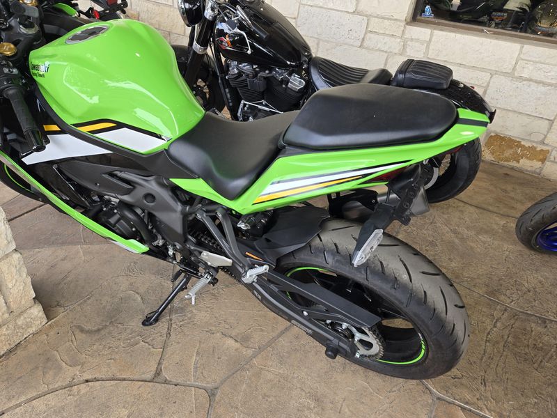 USED 2025 KAWASAKI NINJA ZX4RR ABS Image 4