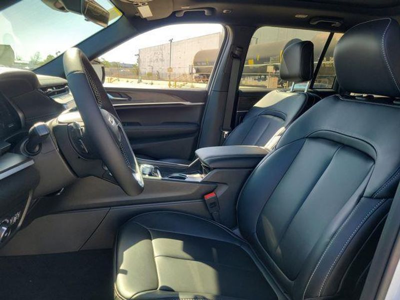 New 2026 Jeep Grand Cherokee Limited 4x4