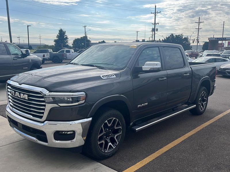 2025 Ram 1500 Laramie photo 2