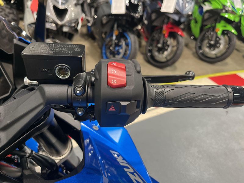 New 2026 Suzuki GSX-8R Image 20