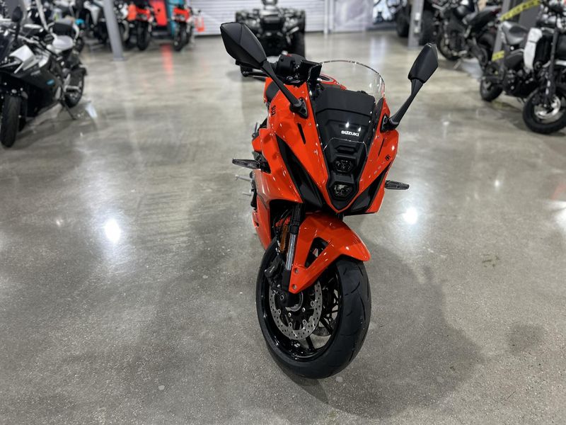 New 2026 Suzuki GSX-8R Image 12