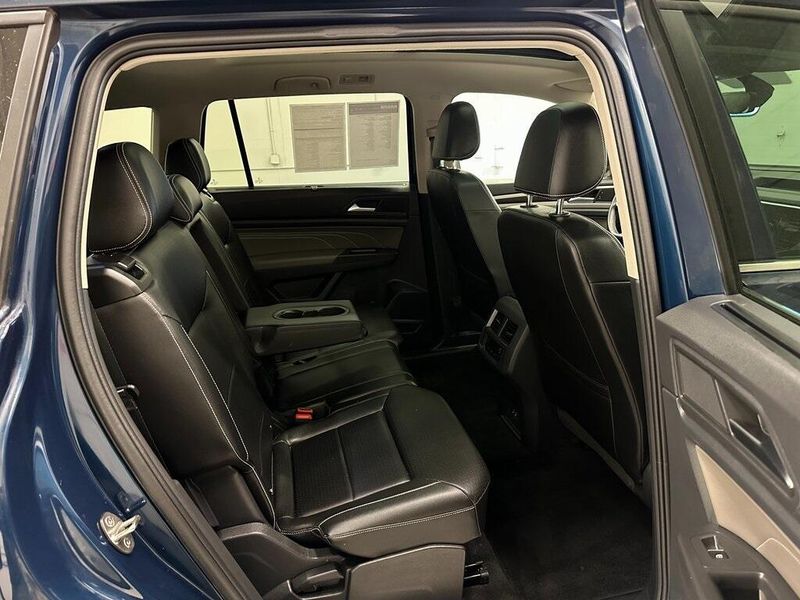2022 Volkswagen Atlas 3.6L V6 SE w/TechnologyImage 29