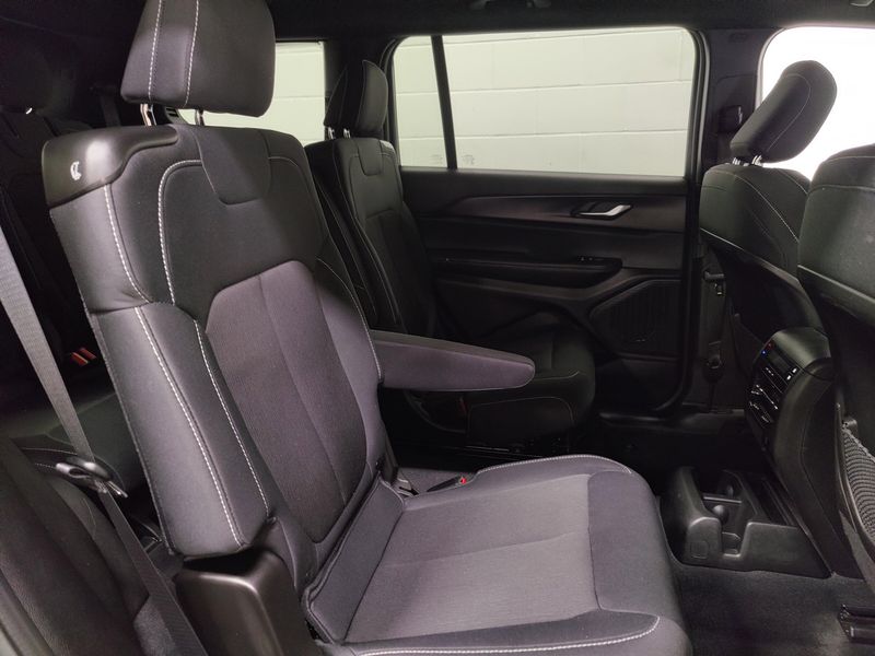 Used 2025 Jeep Grand Cherokee L V6 Laredo 4X4 w/Luxury Tech & Tow PkgImage 14