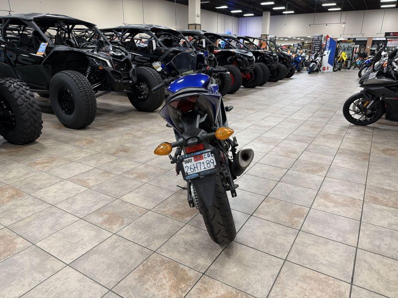 Used 2023 Yamaha YZF-R3 ABS Image 16