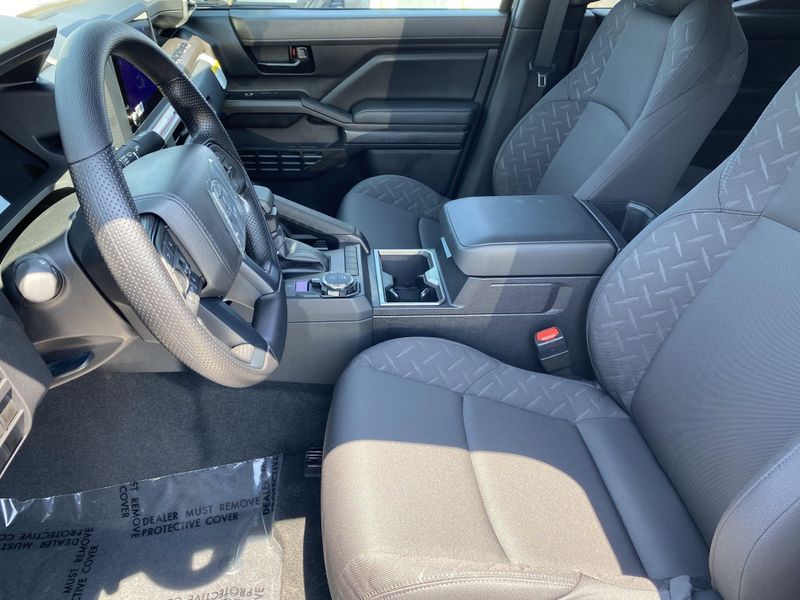 New 2025 Toyota Tacoma SR5Image 14