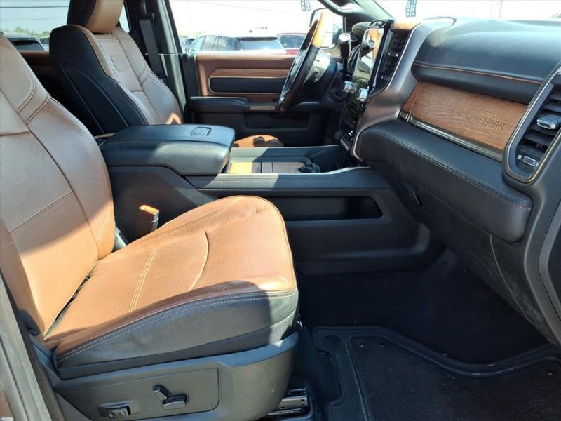2021 Ram 3500 Longhorn photo 4
