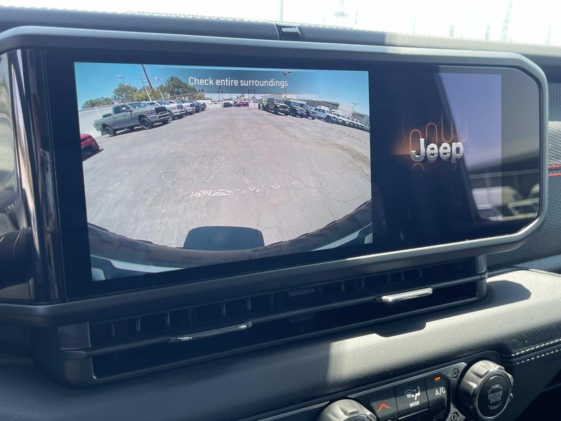 New 2026 Jeep Wrangler 4-door Rubicon