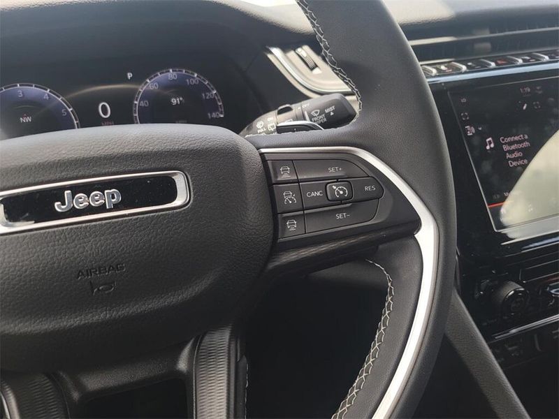 2024 Jeep Grand Cherokee LaredoImage 12