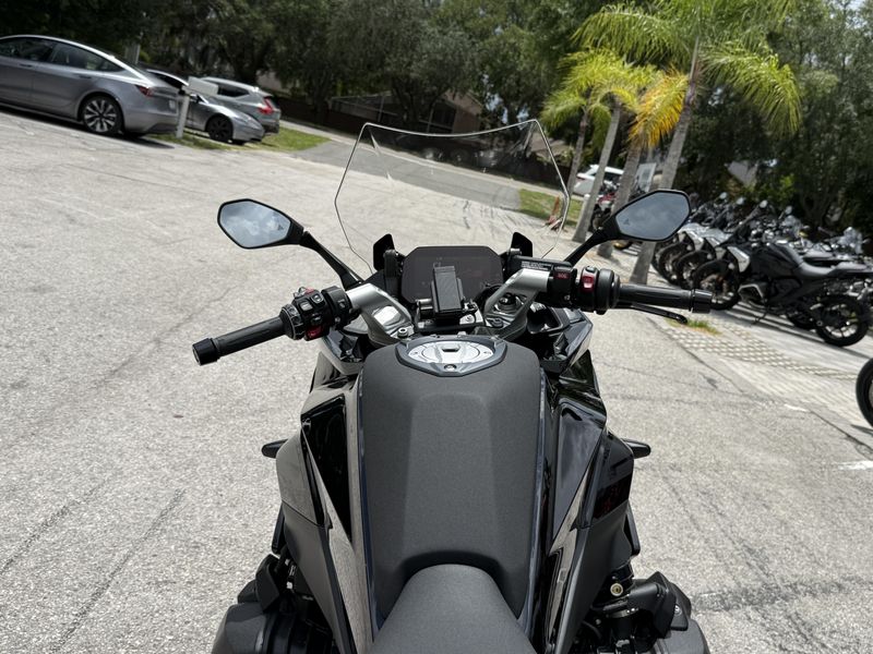 2026 BMW R 1300 RS
