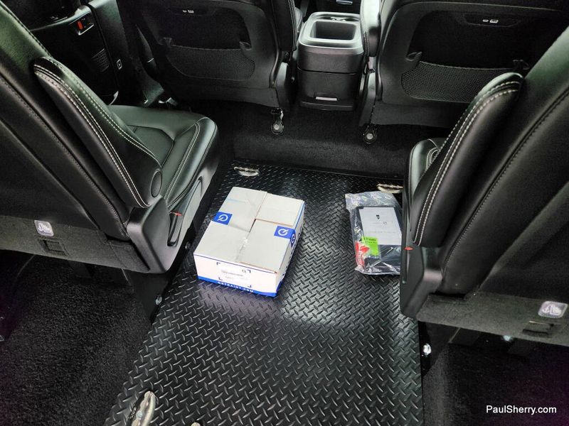 New 2026 Chrysler Pacifica Select