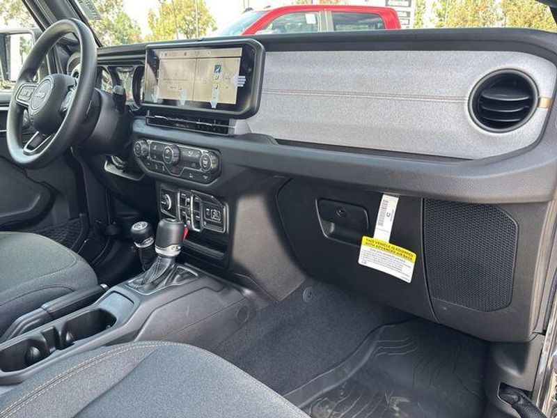 New 2026 Jeep Wrangler 4-door SportImage 13