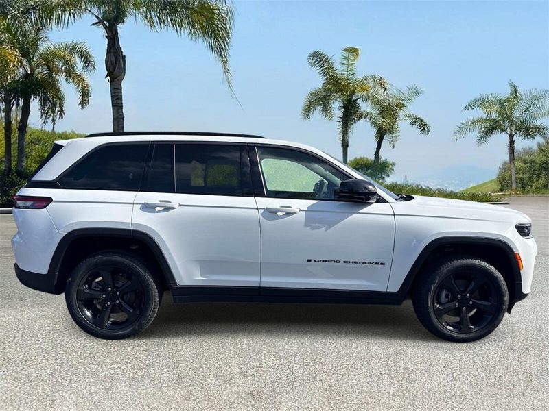 New 2026 Jeep Grand Cherokee Limited 4x4