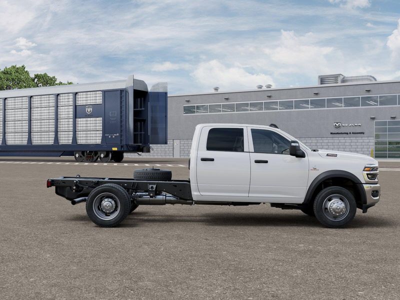 New 2027 RAM 4500 Tradesman Chassis Crew Cab 4x4 60