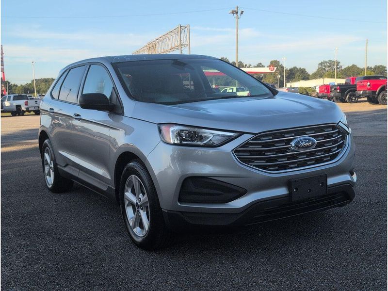 Used 2020 Ford Edge SEImage 7