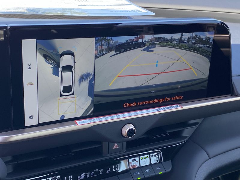 New 2026 Toyota Crown LimitedImage 16