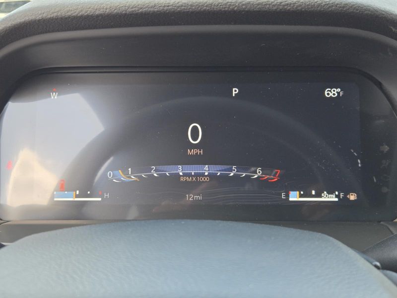 New 2026 Jeep Grand Cherokee Laredo 4x2