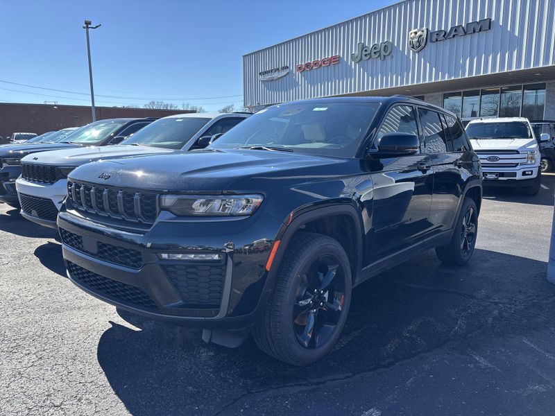 New 2026 Jeep Grand Cherokee Limited 4x4Image 1