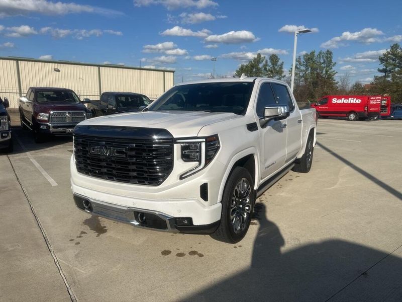 Used 2024 GMC Sierra 1500 Denali UltimateImage 1
