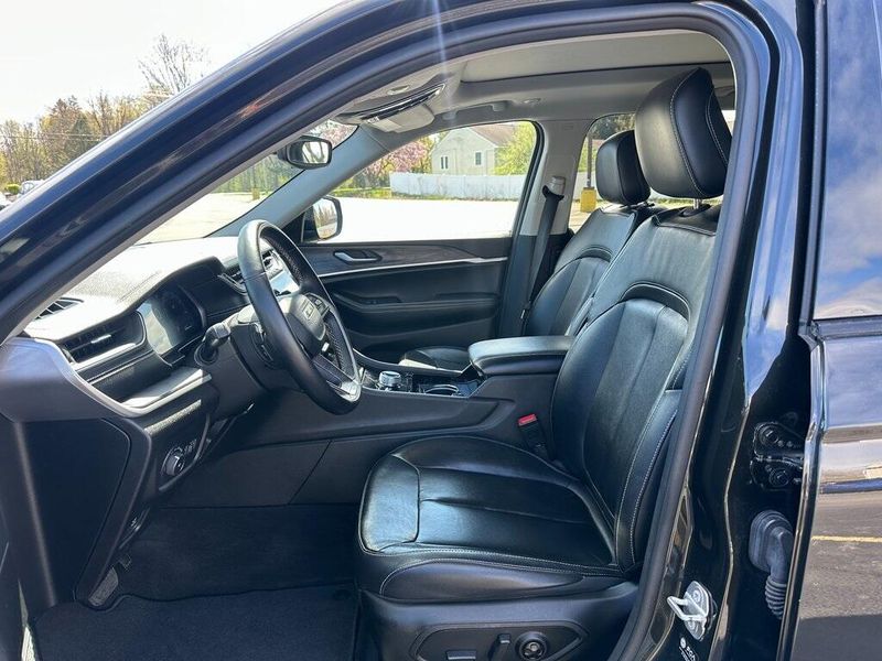 2021 Jeep Grand Cherokee L LimitedImage 18