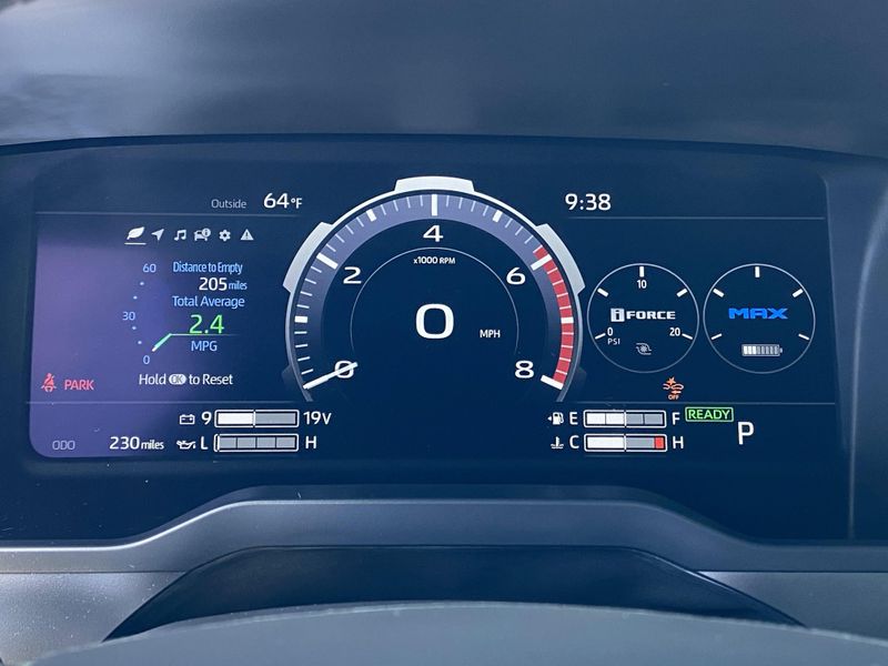 2025 Toyota Tundra LimitedImage 28
