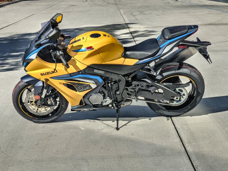 New 2027 Suzuki GSX-R1000 40TH ANNIVERSARY EDITION Image 14