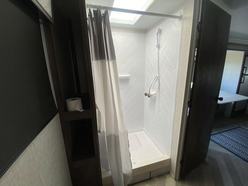 Used 2021 FOREST RIVER WILDWOOD 22RBS Image 20