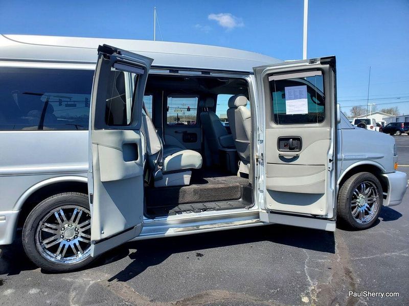 2014 GMC Savana 1500 Image 34
