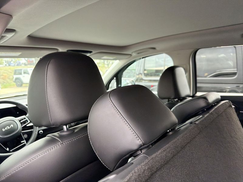 Used 2024 Kia Sorento SImage 22