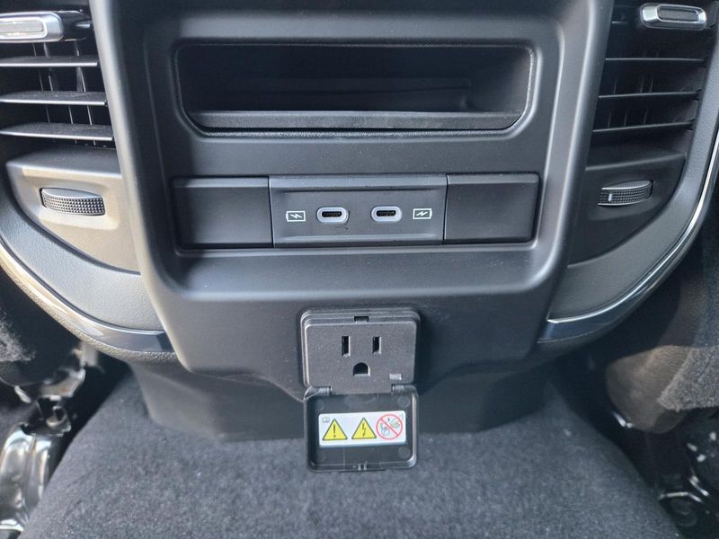 New 2026 RAM 3500 Laramie Crew Cab 4x4 6'4' Box
