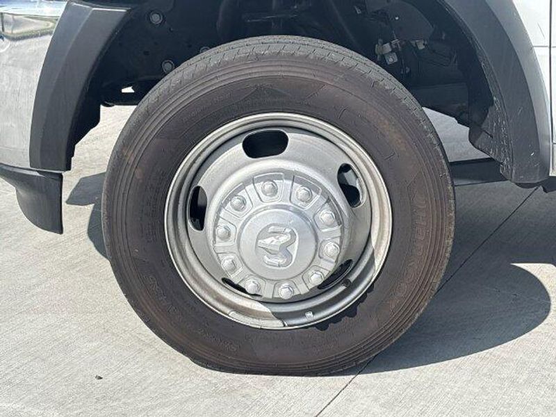 New 2024 RAM 5500 Tradesman Chassis Regular Cab 4x2 84
