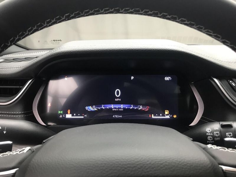 Used 2025 Jeep Grand Cherokee L LimitedImage 5