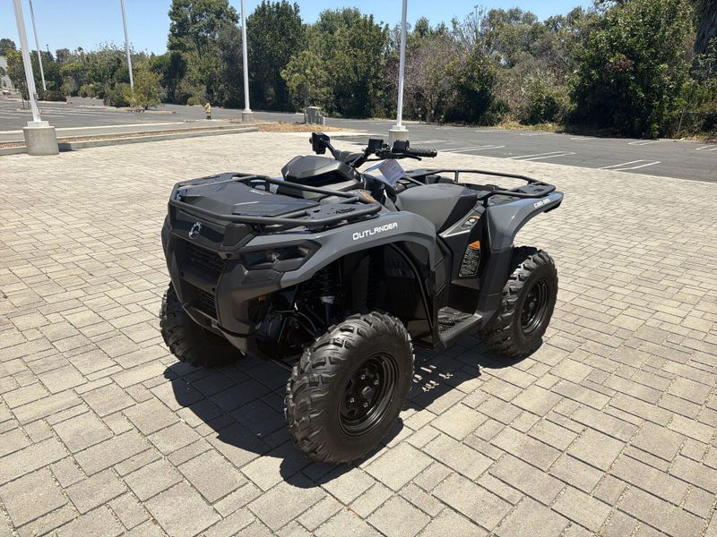 New 2026 Can-Am OUTLANDER 500 Image 13