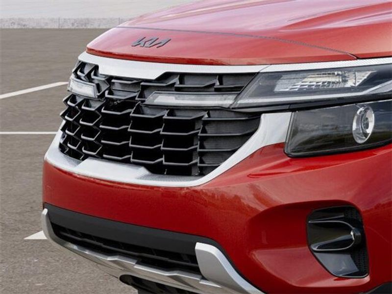 2025 Kia Seltos SImage 12