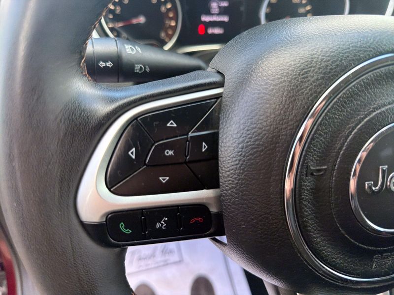Used 2021 Jeep Compass LatitudeImage 33