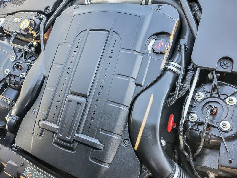 2007 Jaguar XK XKR photo 27