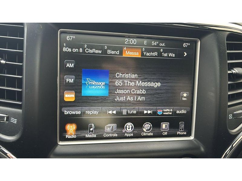 Used 2015 Jeep Grand Cherokee AltitudeImage 12