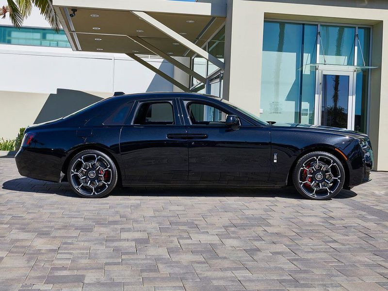 New 2025 Rolls-Royce Ghost Image 9