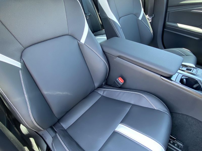 New 2025 Toyota Camry SEImage 11