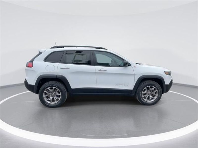 2022 Jeep Cherokee TrailhawkImage 9