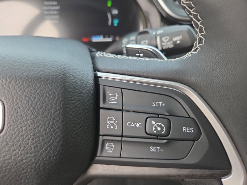 2023 Jeep Grand Cherokee 4xe photo 30