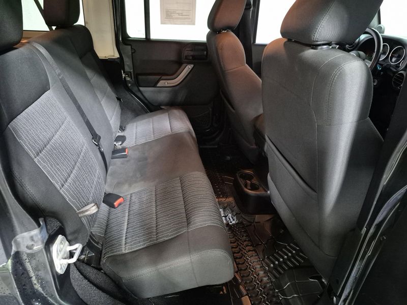 2011 Jeep Wrangler Unlimited SportImage 9