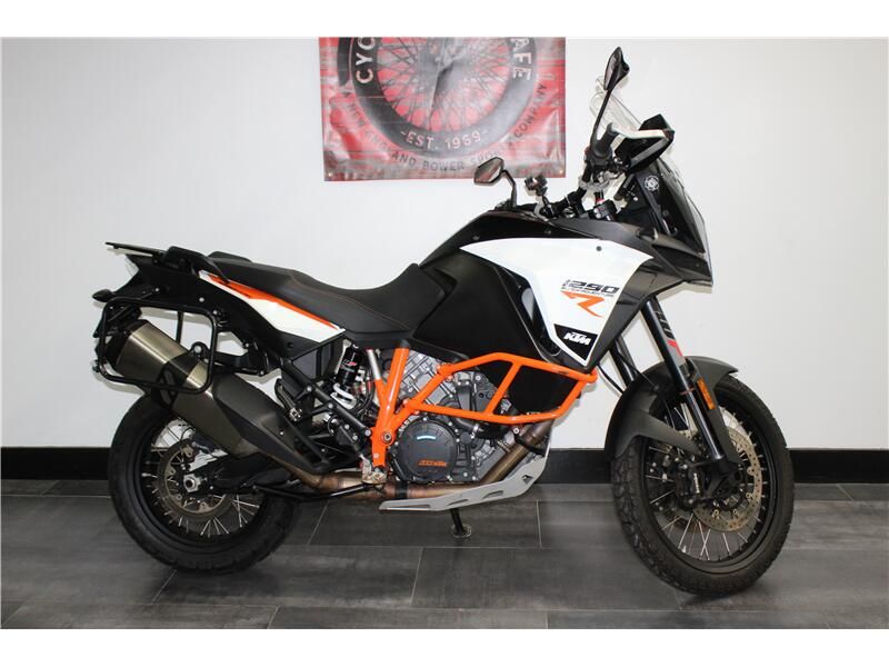 Used 2017 KTM 1290 SUPER ADVENTURE  R Image 1