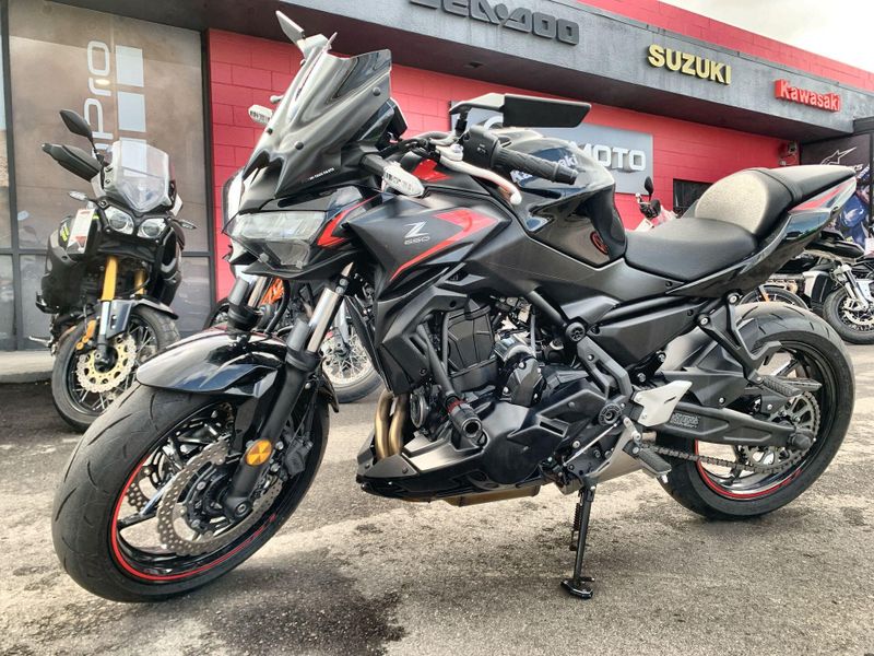 Used 2023 Kawasaki Z650 Base Image 12