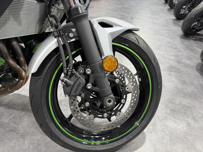Used 2024 Kawasaki Z7 Hybrid ABS Image 4