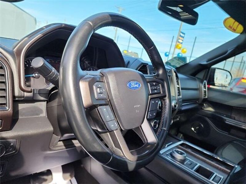 2021 Ford Expedition LimitedImage 10