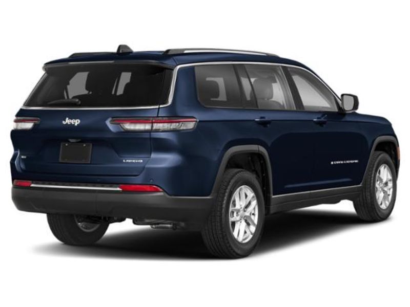 2025 Jeep Grand Cherokee Limited 4x4Image 3