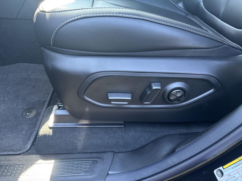 New 2025 Jeep Grand Cherokee Limited 4x4Image 27